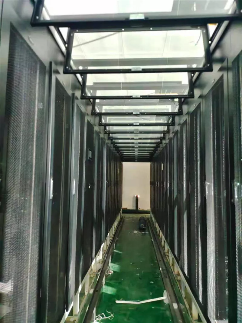 某标准化机房建设冷通道实例